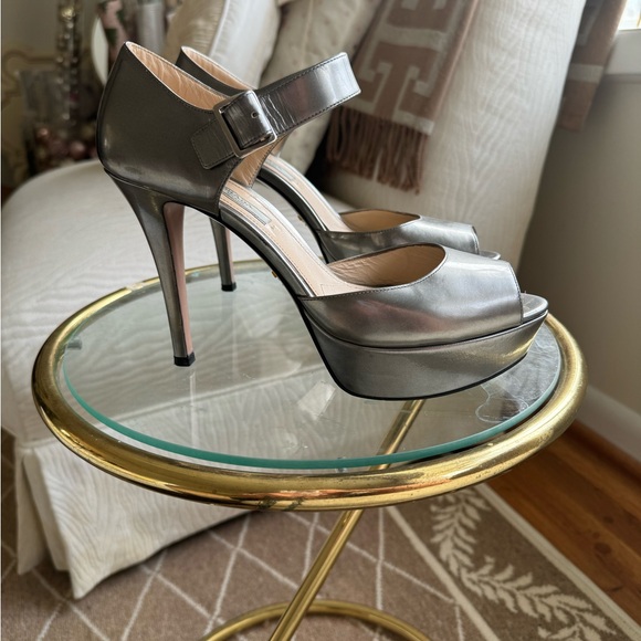 PRADA ARGENTO PLATFORMS SIZE 40 - Picture 4 of 9